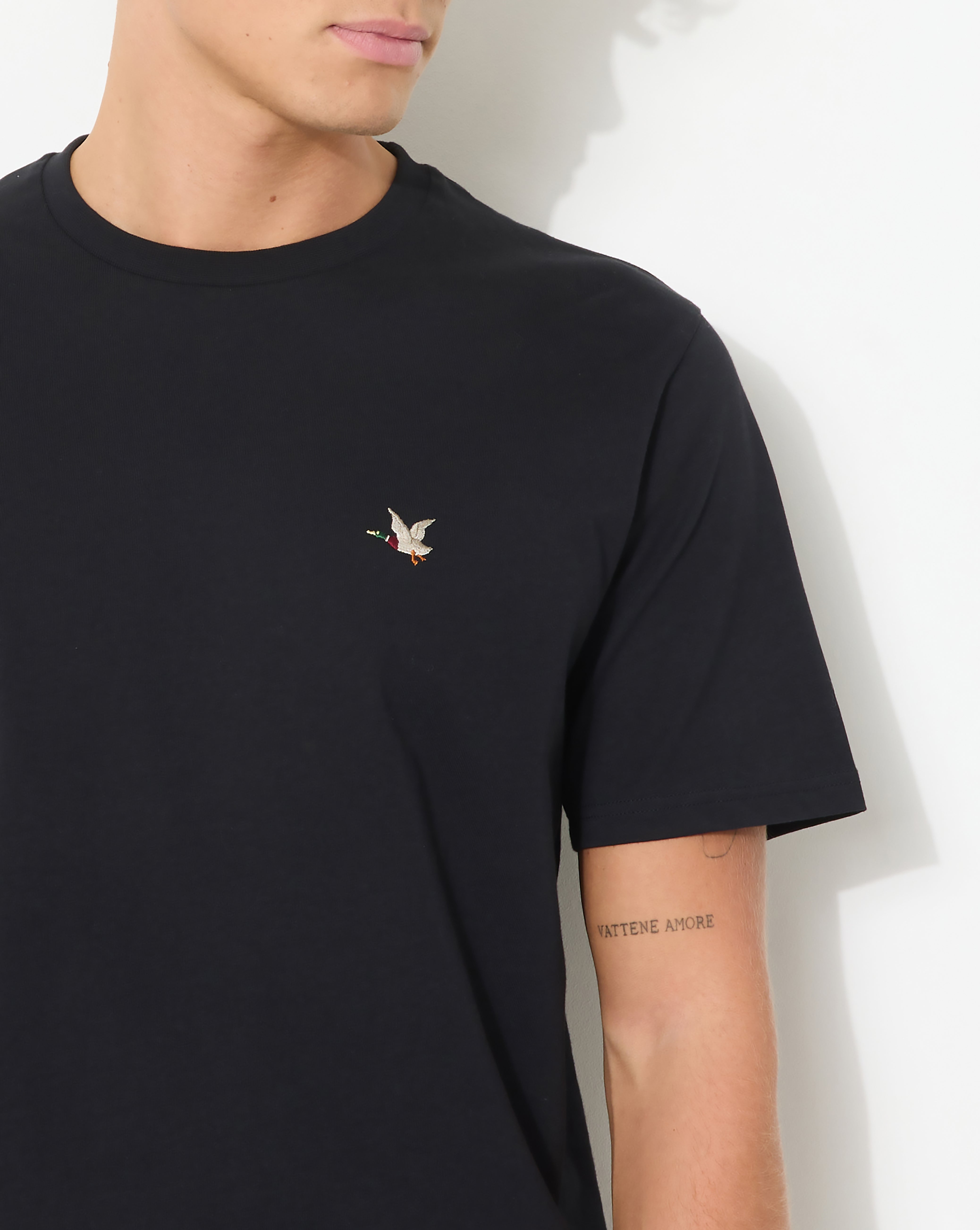 T-TOGS BLACK T-SHIRT