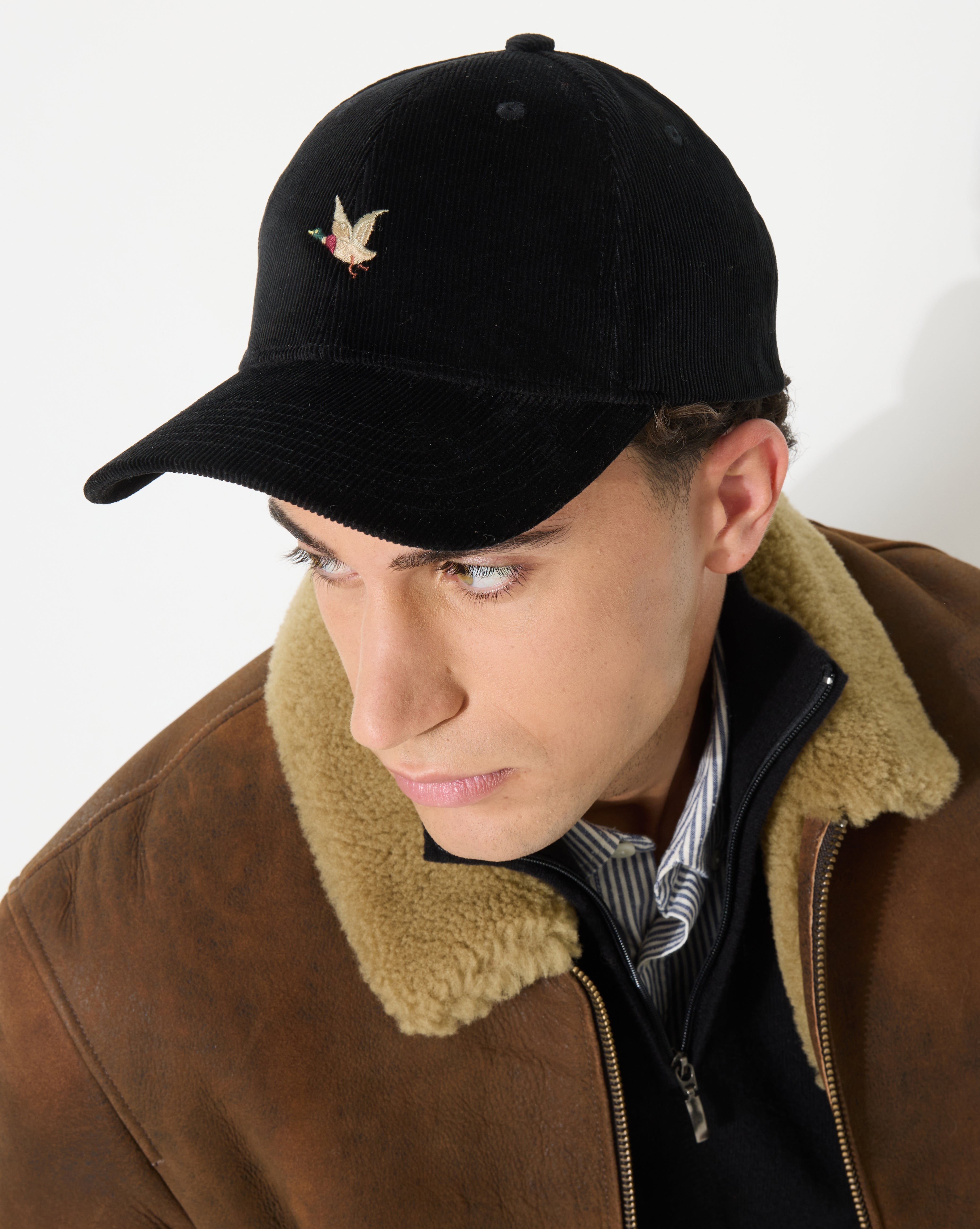 CITY VELVET CAP BLACK