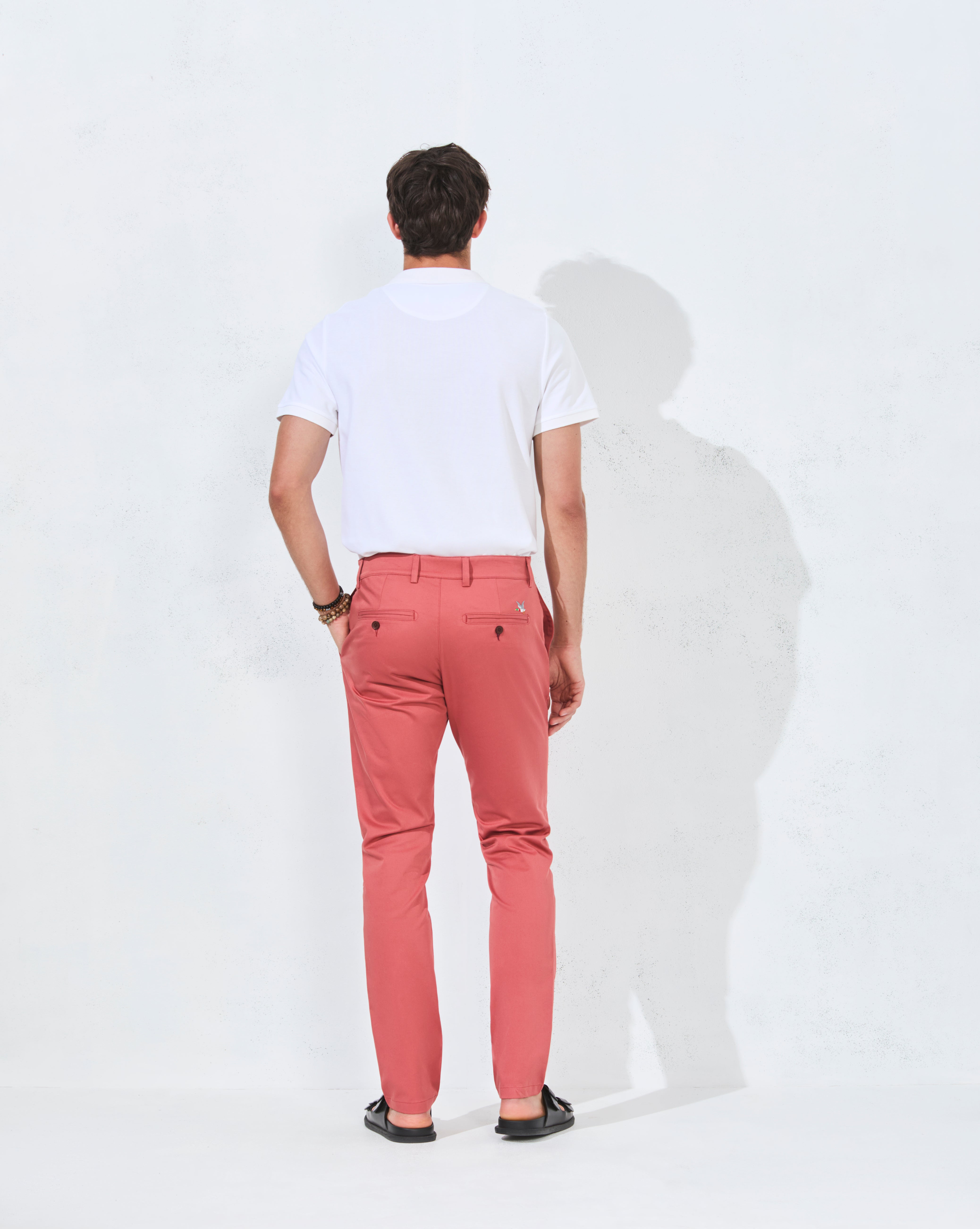 PANTALON CHINO ROUGE