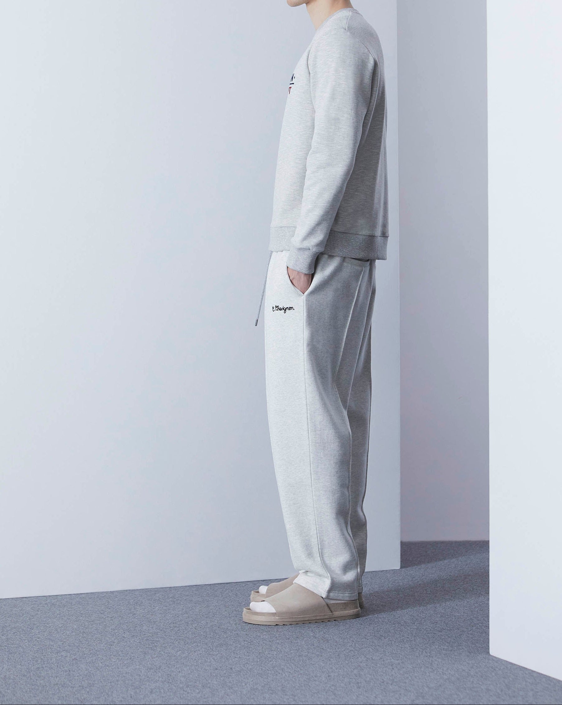 GREY SPORT SWEATSHIRT